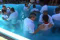 Culto de Batismo com o Pólo de Belford Roxo no Estado do Rio de Janeiro. - galerias/363/thumbs/thumb_SAM_0293_resized.jpg