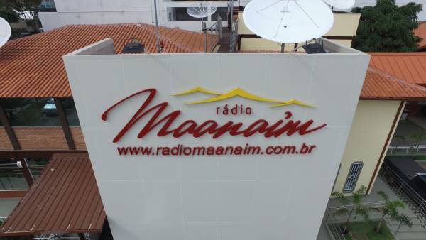 Aniversário de 06 anos da Rádio Maanaim - galerias/4542/thumbs/0106anosrm.jpeg