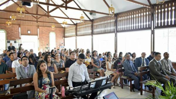 Ceia Mundial da Igreja Cristã Maranata: Participação das igrejas do Brasil - Parte I - galerias/4553/thumbs/010icmjosépinheirocampinagrandepb.jpg