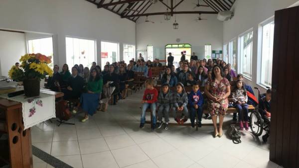 Ceia Mundial da Igreja Cristã Maranata: Participação das igrejas do Brasil - Parte I - galerias/4553/thumbs/016icmcentraldesaojosedoscampos-sp.jpg