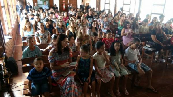 Ceia Mundial da Igreja Cristã Maranata: Participação das igrejas do Brasil - Parte I - galerias/4553/thumbs/036icmsãosilvano-colatinaes.jpg