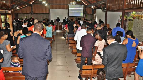 Ceia Mundial da Igreja Cristã Maranata: Participação das igrejas do Brasil - Parte I - galerias/4553/thumbs/043icmbalnearo-carapebusserraes.jpg