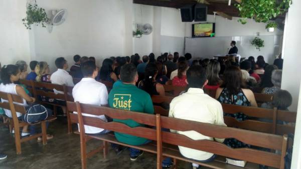 Ceia Mundial da Igreja Cristã Maranata: Participação das igrejas do Brasil - Parte II - galerias/4554/thumbs/192icmcatingueiraetrêsmarias-campinagrande-pb.jpg