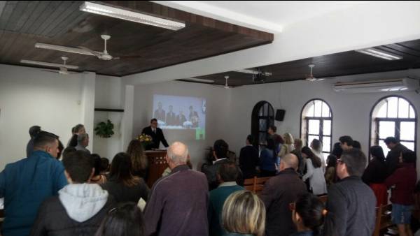 Ceia Mundial da Igreja Cristã Maranata: Participação das igrejas do Brasil - Parte II - galerias/4554/thumbs/340icmjoinvile-centro-sc.jpg