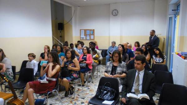Ceia Mundial da Igreja Cristã Maranata - Participação das igrejas do Exterior - galerias/4555/thumbs/095icmturim-italia95.jpg