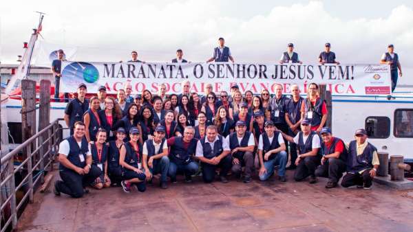 Culto de Encerramento da 6ª Missão Amazônia - galerias/4714/thumbs/encerramento-09.jpg