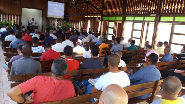 Reunião de Obreiros e Batismo - Feira de Santana (BA) - galerias/4783/thumbs/01reconcavofeiradesantana.jpeg
