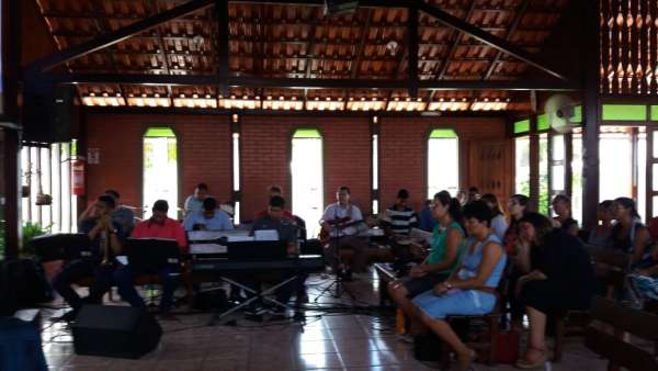 Reunião de Obreiros e Batismo - Feira de Santana (BA) - galerias/4783/thumbs/03reconcavofeiradesantana.jpeg