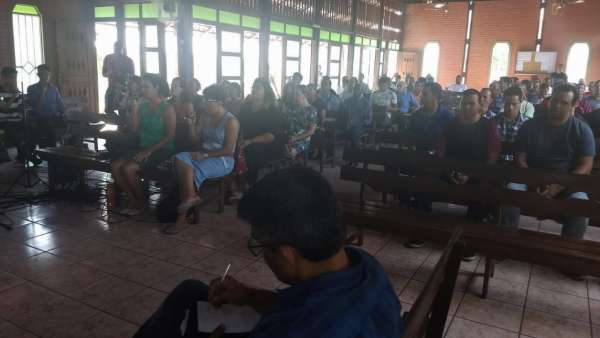 Reunião de Obreiros e Batismo - Feira de Santana (BA) - galerias/4783/thumbs/04reconcavofeiradesantana.jpeg