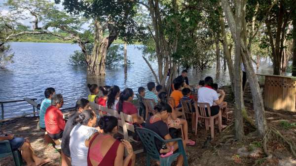 ICM de Manaus realiza assistência em Comunidade Ribeirinha de São José  - galerias/4794/thumbs/19mauesam.jpeg