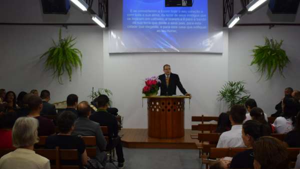 Consagração de templo no Bairro Sitio Cercado - Curitiba (PR) - galerias/4802/thumbs/formatfactory12.jpg