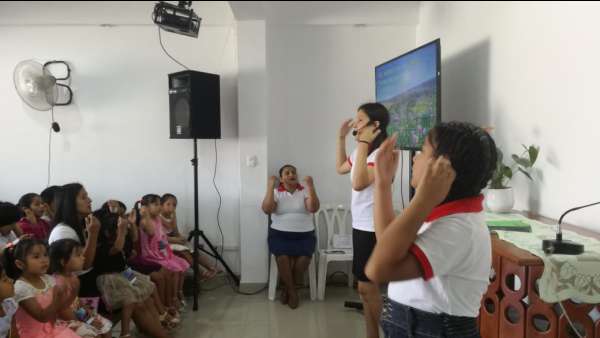 Seminário de março com as classes de crianças a adolescentes no Exterior - galerias/4816/thumbs/12lima.jpeg
