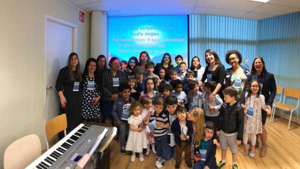 Seminário de março com as classes de crianças a adolescentes no Exterior - galerias/4816/thumbs/31amsterda.jpeg