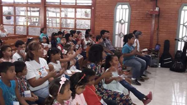 Seminário de março com as classes de crianças a adolescentes no Exterior - galerias/4816/thumbs/56aguadulce.jpg