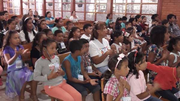 Seminário de março com as classes de crianças a adolescentes no Exterior - galerias/4816/thumbs/57aguadulce.jpg
