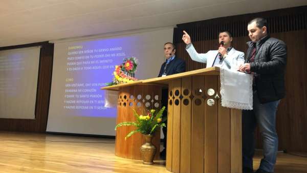 Seminário na Itália e Espanha e batismo na Espanha - galerias/4856/thumbs/02madrid.jpeg