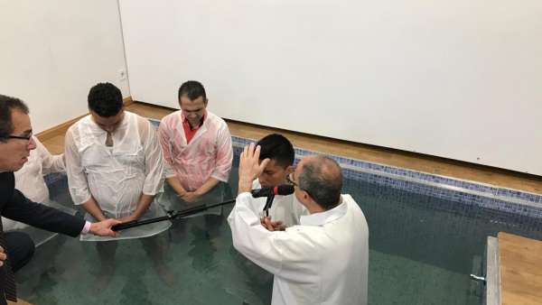 Seminário na Itália e Espanha e batismo na Espanha - galerias/4856/thumbs/18madrid.jpeg