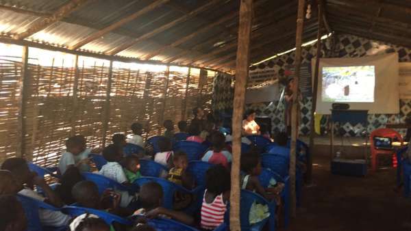 Assistência da Igreja Cristã Maranata na África Ocidental - galerias/4864/thumbs/07assistenciaguinebissau.jpeg