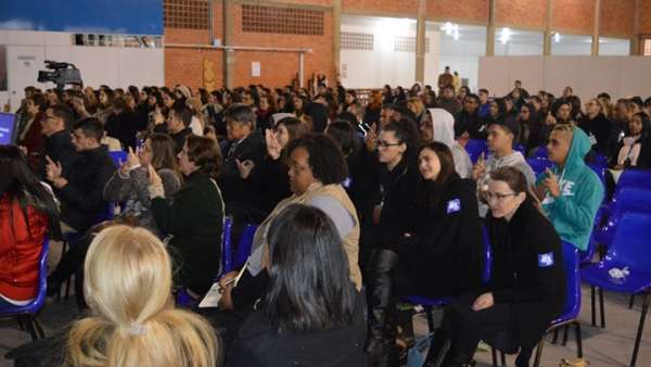 Seminário voltado para surdos e surdocegos em Curitiba, PR - galerias/4921/thumbs/04.jpg