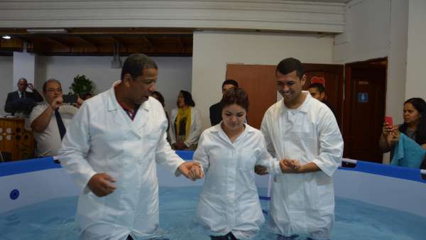 Culto de Batismo em Roma, Itália - galerias/4922/thumbs/06.jpeg