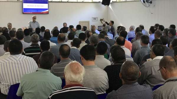 Seminário no Maanaim de Governador Valadares, Minas Gerais - galerias/4944/thumbs/35.JPG