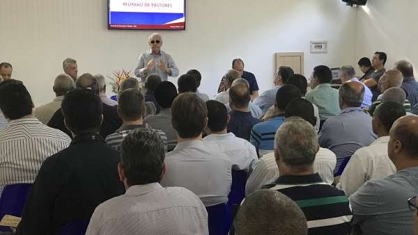 Seminário no Maanaim de Governador Valadares, Minas Gerais - galerias/4944/thumbs/37.JPG