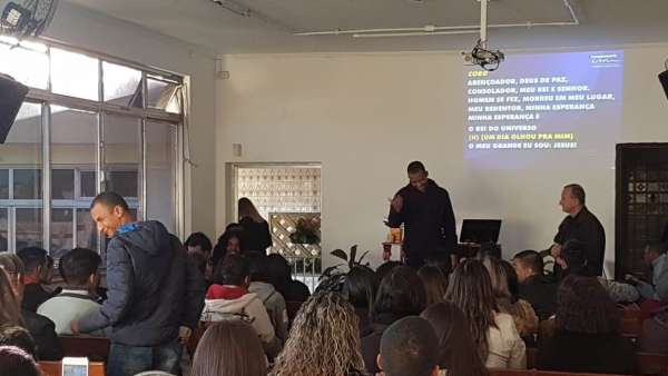 Seminário de surdos, surdo-cegos e intérpretes em Itaquera, SP - galerias/4950/thumbs/06.jpeg