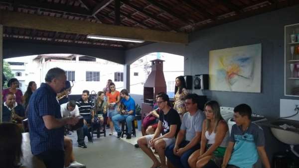 Visitas dos jovens da ICM Bela Aurora II, Cariacica - galerias/4968/thumbs/07.jpg