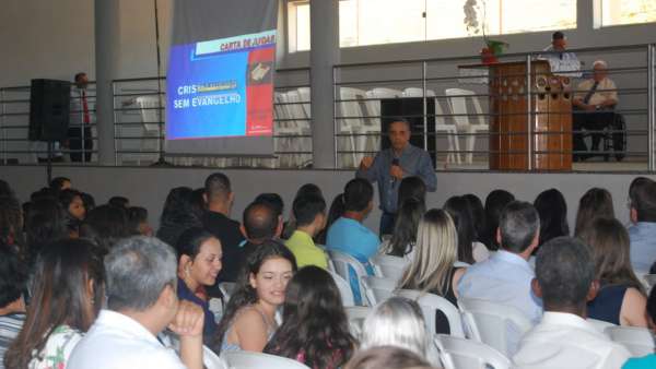 Seminários e cultos especiais em Ibatiba (ES) e Mutum (MG) - galerias/4975/thumbs/06-mutum.jpeg
