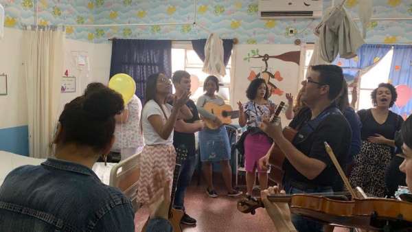 Assistência espiritual em Hospital do Paraguai - galerias/4978/thumbs/10.jpg
