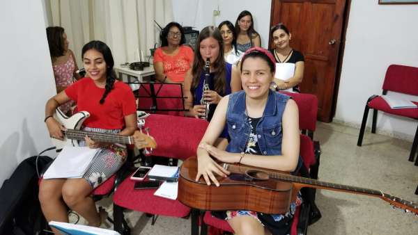Assistência da Igreja Cristã Maranata na República Dominicana - galerias/4983/thumbs/05.jpeg