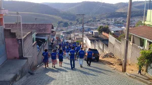 Trabalho evangelístico em Oratórios, MG - galerias/4995/thumbs/03---07---cópia.jpeg