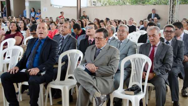 Trabalho evangelístico em Oratórios, MG - galerias/4995/thumbs/08---cópia.jpeg