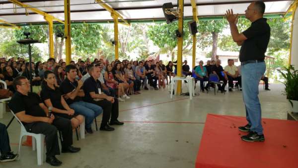 Seminário de Libras no Maanaim de Alagoas  - galerias/5020/thumbs/06.jpeg