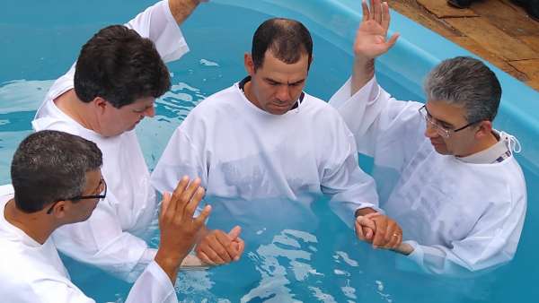 Batismos - Dezembro de 2019 - galerias/5038/thumbs/017-em-guaíra--paraná-01-3.jpeg