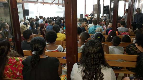 Consagração de novos templos da Igreja Cristã Maranata em Minas Gerais e Paraná - galerias/5043/thumbs/16.jpg