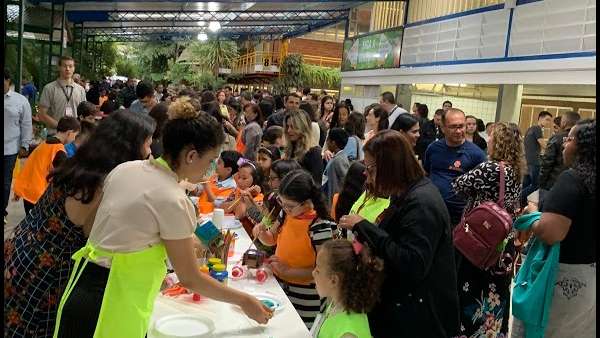 Feira de Ciência, Tecnologia e Meio Ambiente no seminário Unidos e Família - galerias/5051/thumbs/08.jpeg