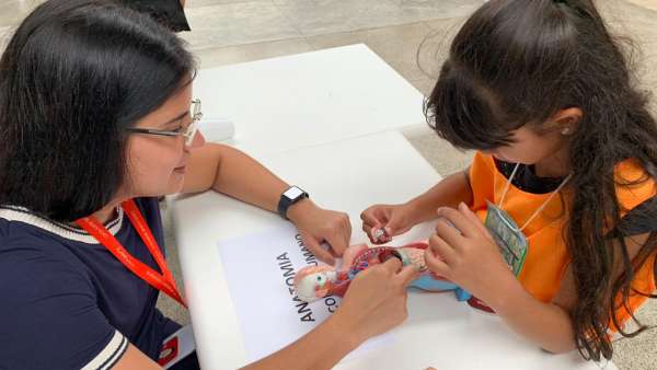 Feira de Ciência, Tecnologia e Meio Ambiente no seminário Unidos e Família - galerias/5051/thumbs/18.jpeg