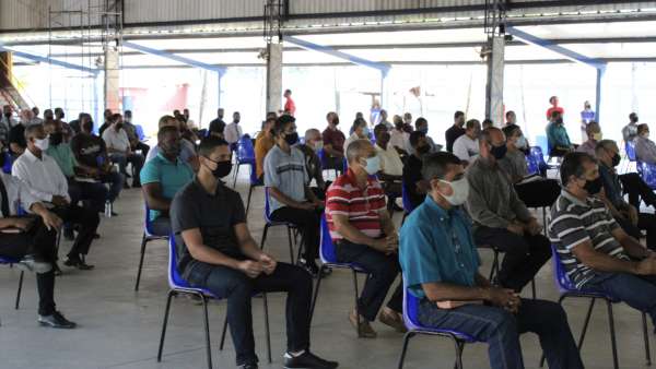 Reunião de obreiros, diáconos e pastores no Maanaim de Terra Vermelha, Vila Velha, ES - galerias/5081/thumbs/03.jpg