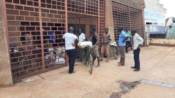 Doação de alimento para o Malawi - galerias/5086/thumbs/f17230be-1707-40f7-8712-29da9df11628.JPG