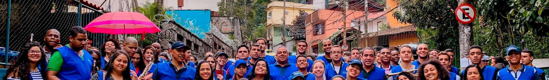 Trabalho evangelístico na comunidade da Rocinha, RJ: mais uma Igreja Cristã Maranata é consagrada no local