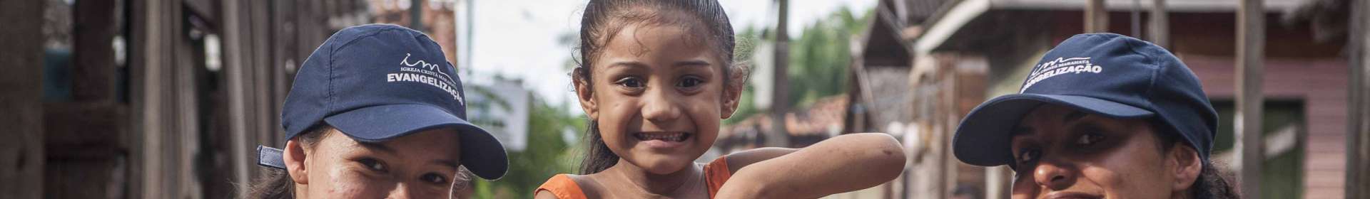 Crianças e adolescentes com deficiência recebem ensino adaptado na Igreja Cristã Maranata